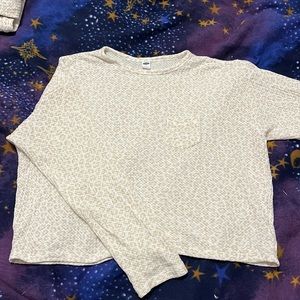 White cheetah print cropped pajama long sleeve